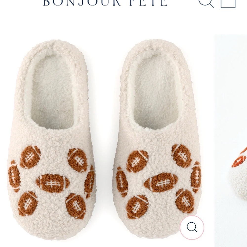 Shiraleah Cream and Brown Kids One Piece Slippers